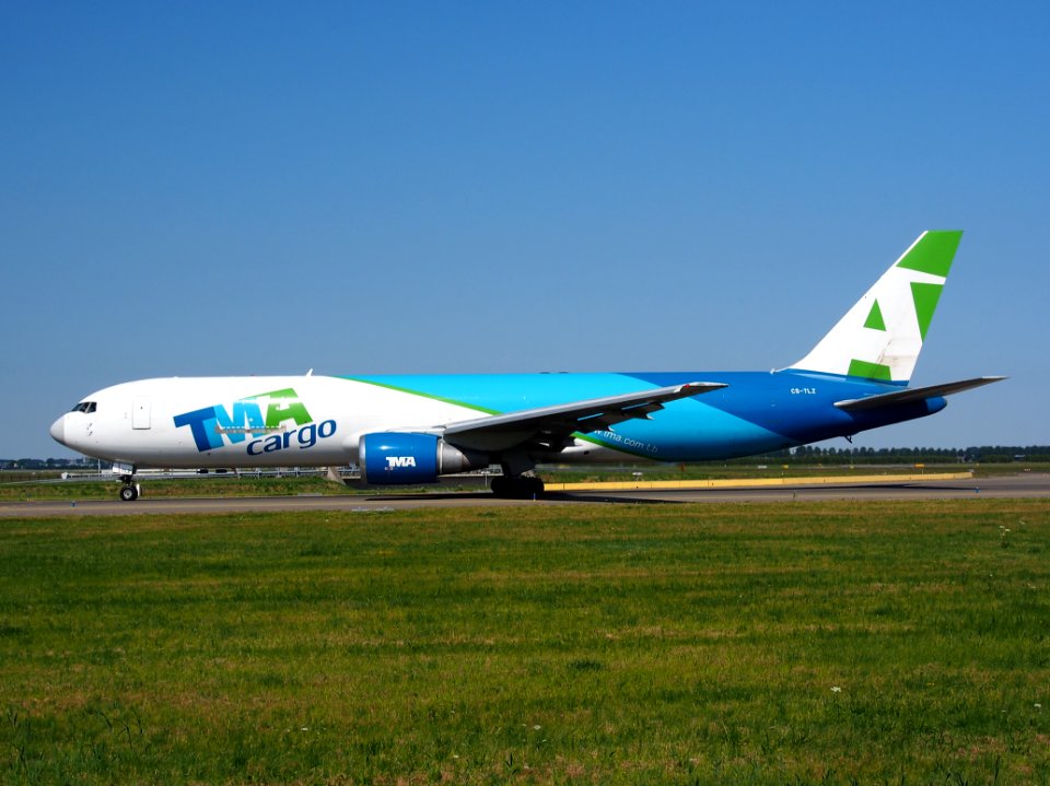CS-TLZ TMA Boeing 767-375(ER)(BDSF) - cn 24086, taxiing 21july2013 pic-005