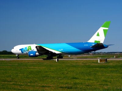 CS-TLZ TMA Boeing 767-375(ER)(BDSF) - cn 24086, taxiing 21july2013 pic-007