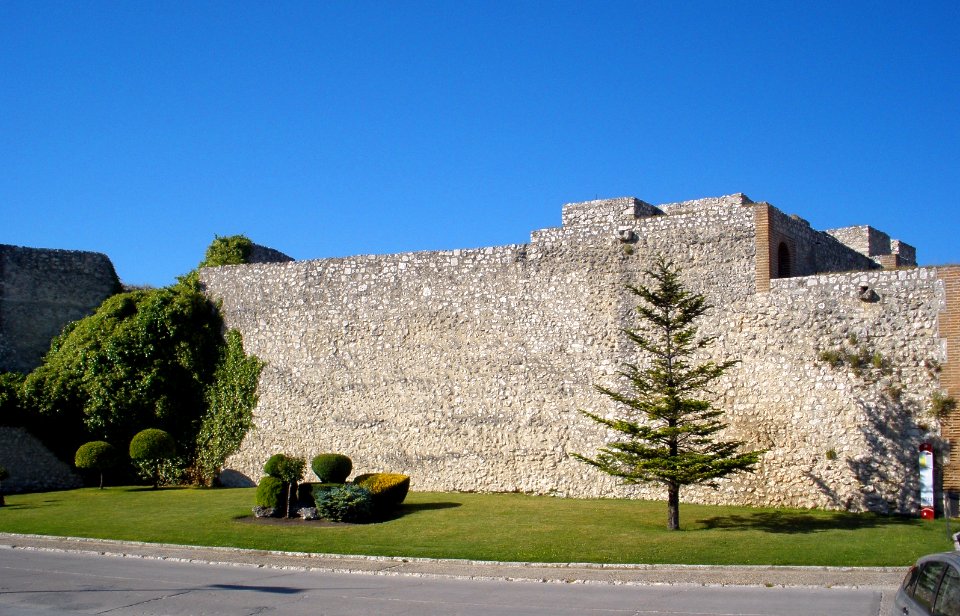 Cuéllar - Arco de San Basilio 03