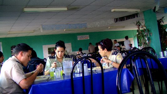 CUBA. CAMAGUEY AEROPORT cantine( (36)