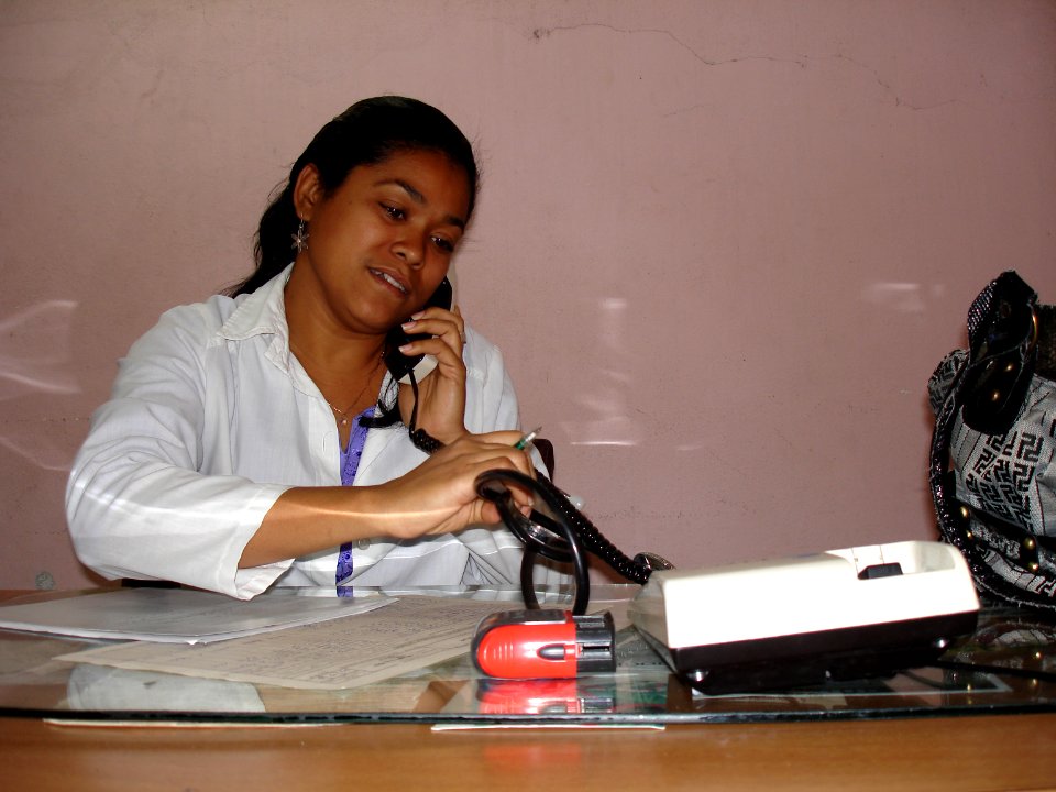 CUBA. KATIA. MEDECIN INTERNATIONALISTE (11)