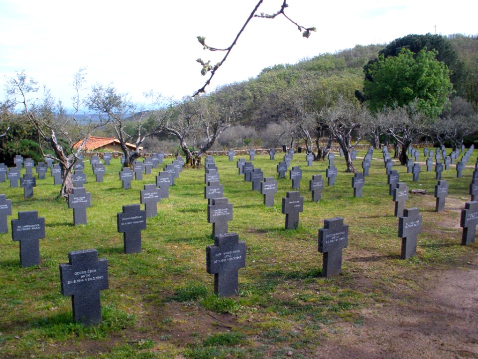 Cuacos de Yuste - Cementerio Militar Aleman 18