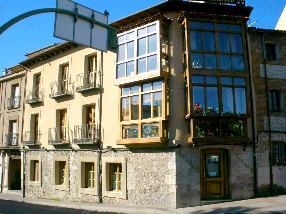 Cuéllar - Hostel-Mesón San Francisco