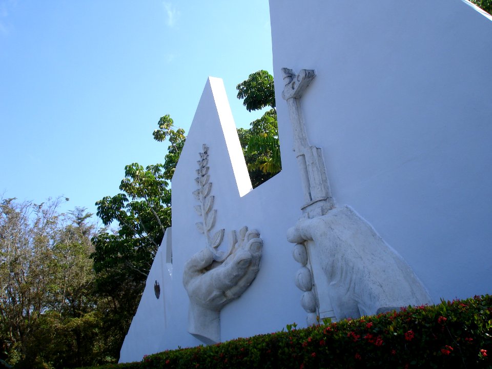 CUBA. MAUSOLEE UNION SOVIETIQUE (17)