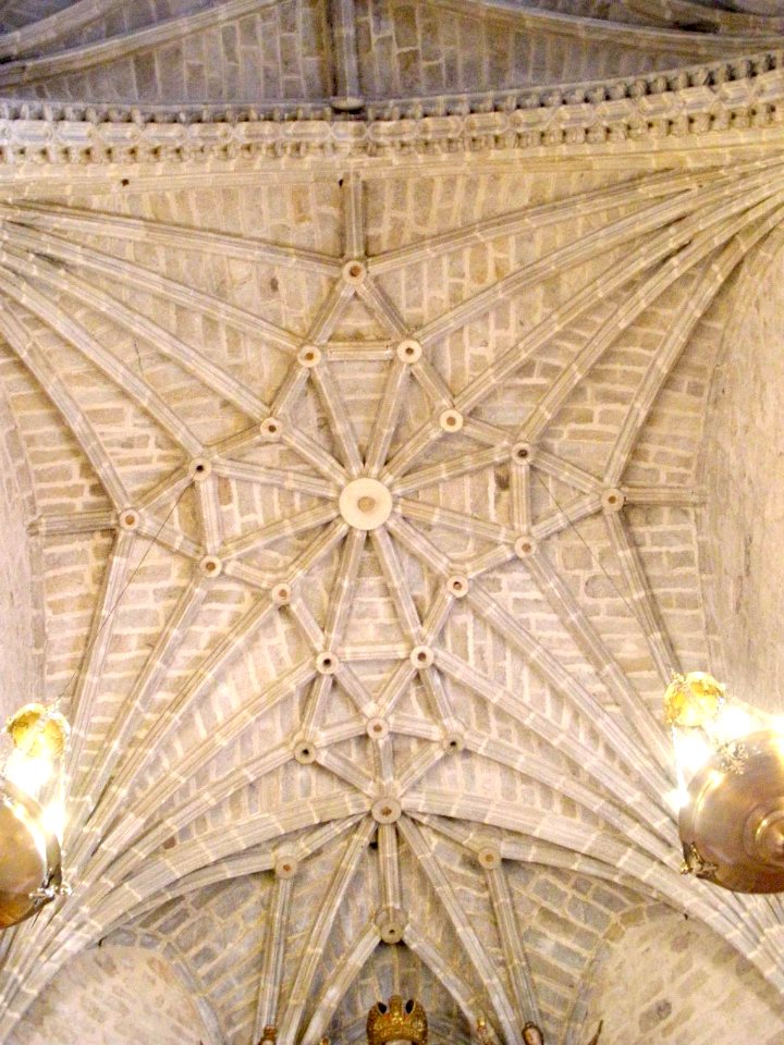 Cuacos de Yuste - Monasterio de San Jerónimo de Yuste, iglesia 04