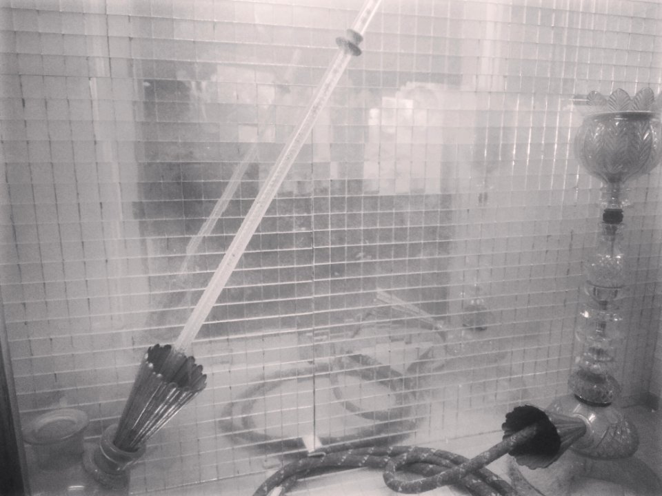 Crystal huqqa apparatus 