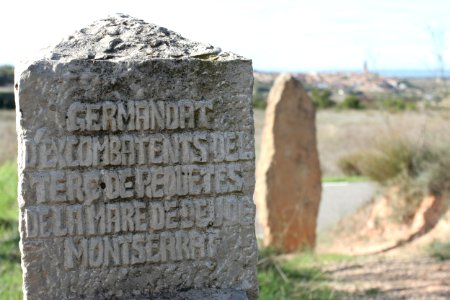 Cuatro Caminos stone