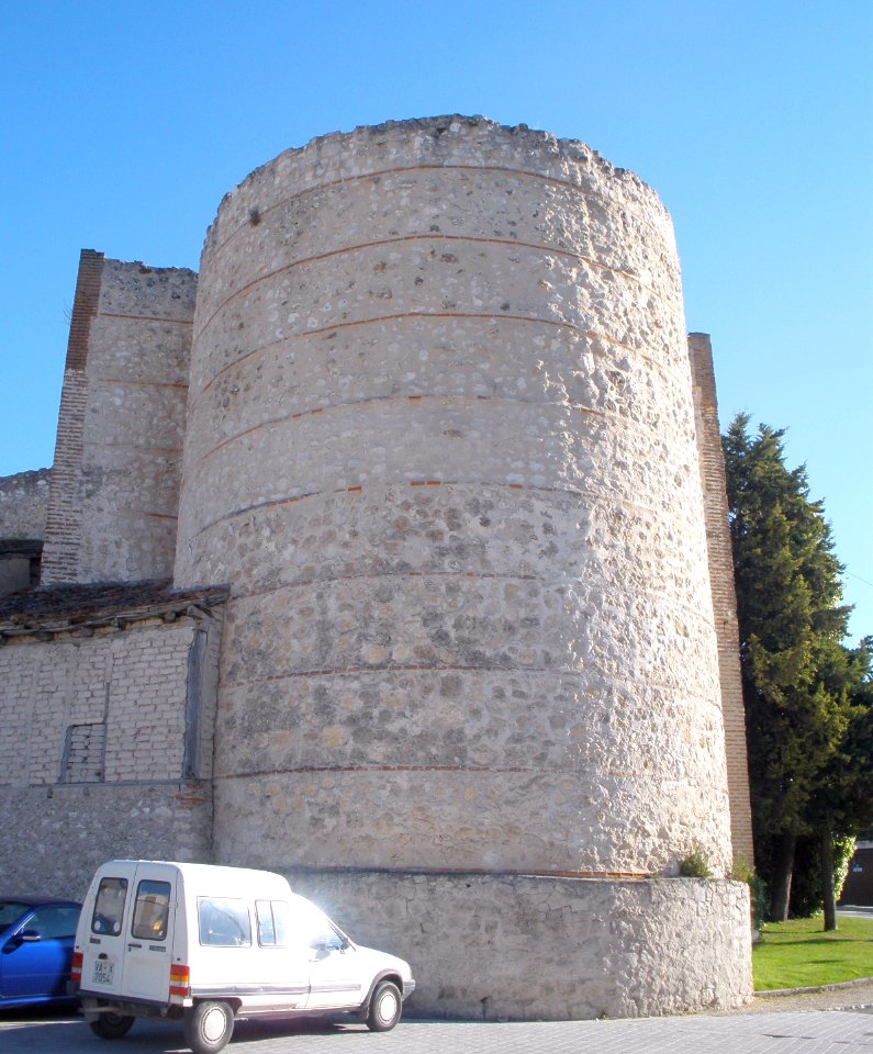 Cuéllar - Arco de San Basilio 04