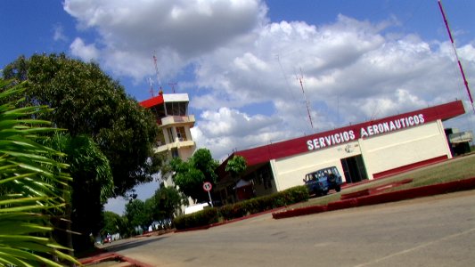 CUBA. CAMAGUEY AEROPORT 5