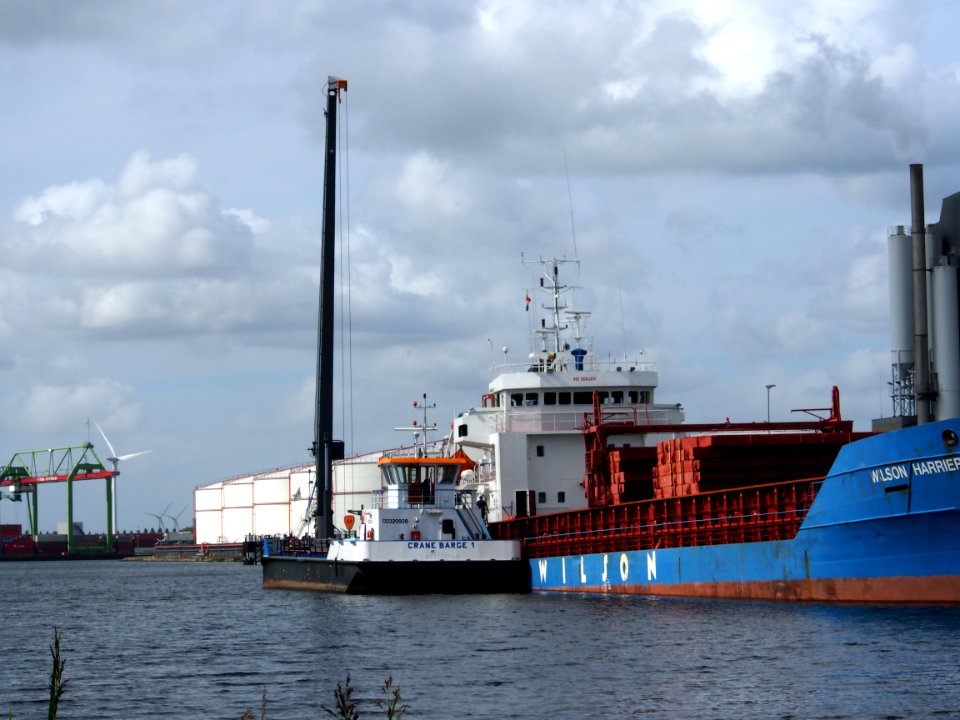 Crane Barge 1, ENI 02320928