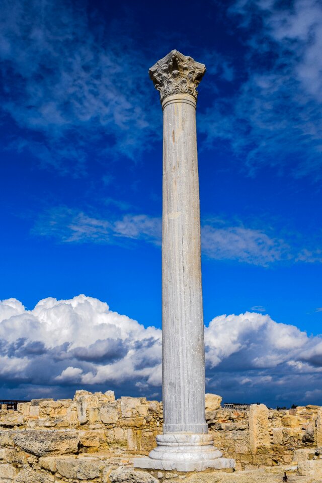 Site column corinthian order