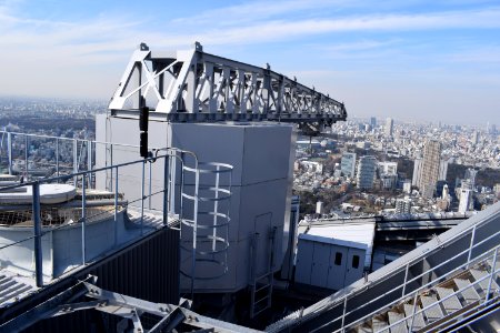 Crane at top of Roppongi Hills Mori Tower, presumably for window cleaning