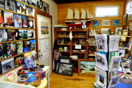 Cranberry House Museum & Cultural Center - Great Cranberry Island, Maine - DSC03782