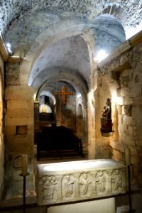 Crypt of Saint-Victor3