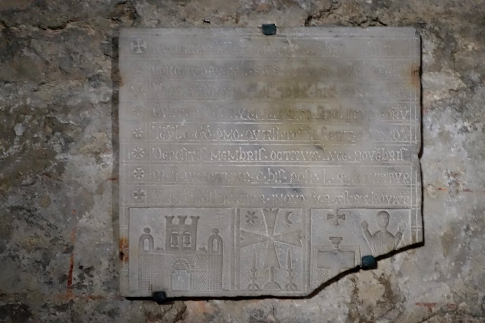 Crypt of Saint-Victor2