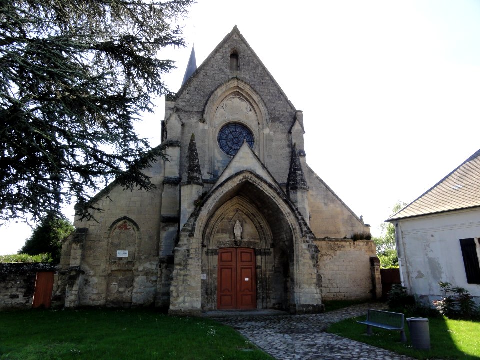 Crépy (Aisne) église Notre-Dame (01)