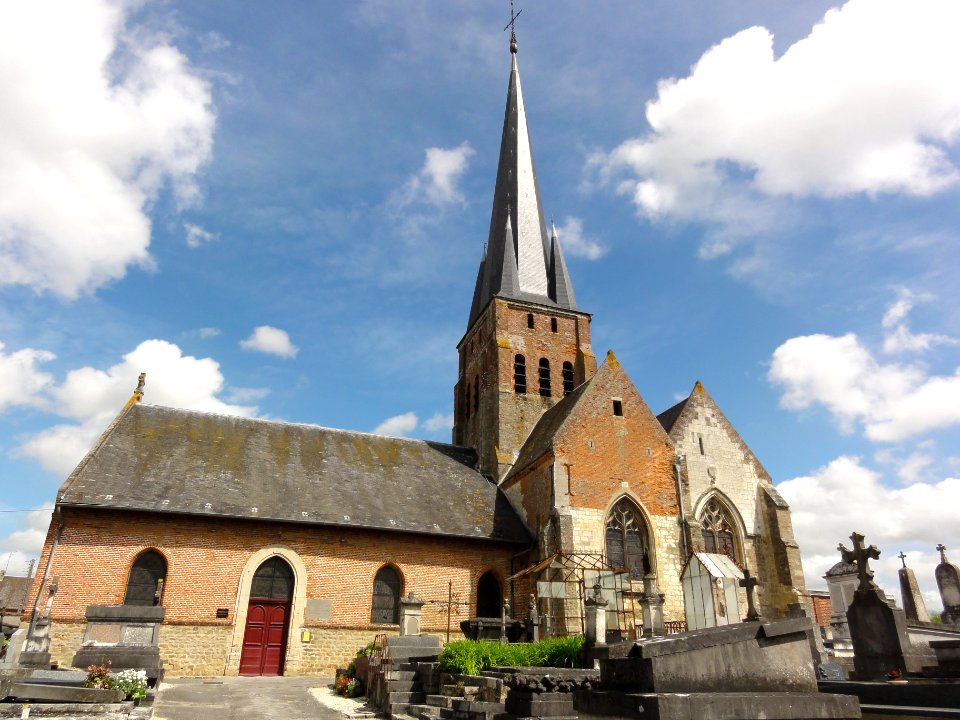 Crécy-sur-Serre (Aisne) église