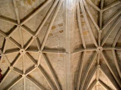 Cuéllar - Iglesia de San Miguel 05