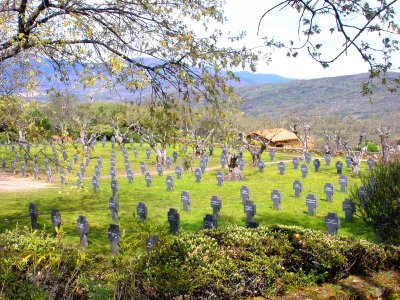 Cuacos de Yuste - Cementerio Militar Aleman 03
