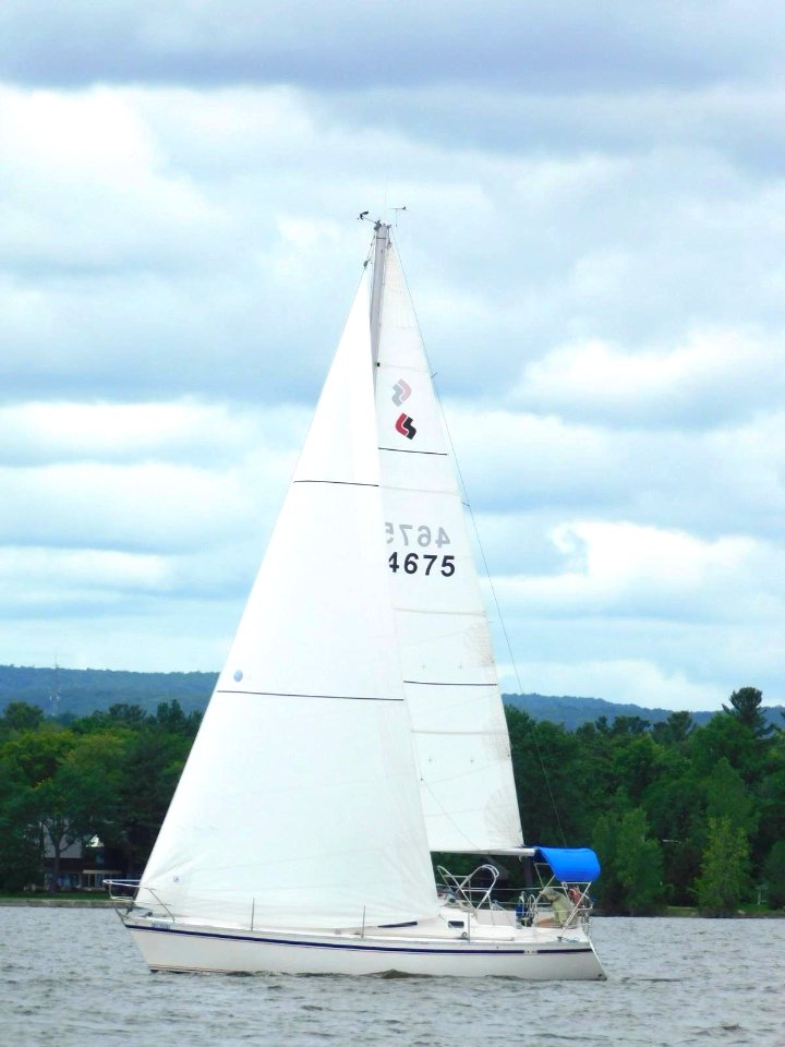 CS 30 sailboat 1133