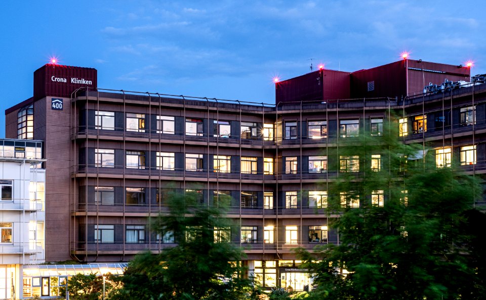 Crona in Tübingen zur blauen Stunde 1