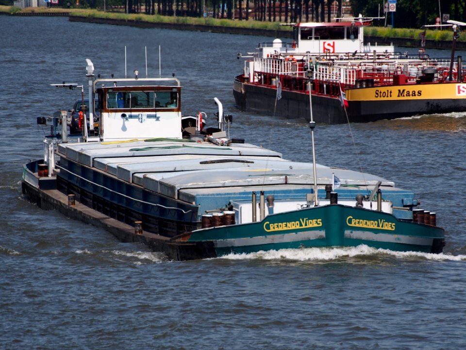 Credendo Vides - ENI 02315871, Amsterdam-Rijn kanaal, pic2