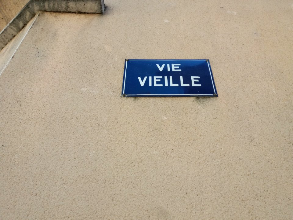 Crémieu - Vie Vieille - Plaque
