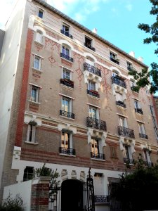 Courbevoie 7 rue Armand Silvestre