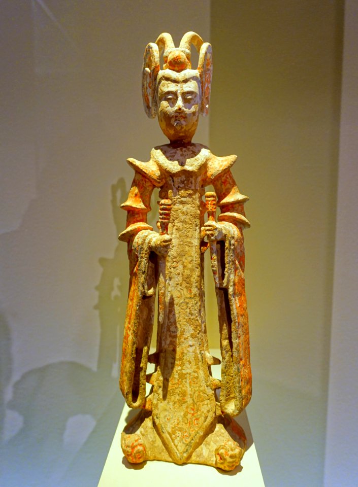Court lady, funerary statuette, North Central China, Tang dynasty, c. 675-725, slip-painted earthenware, traces of pigment - Montreal Museum of Fine Arts - Montreal, Canada - DSC09635