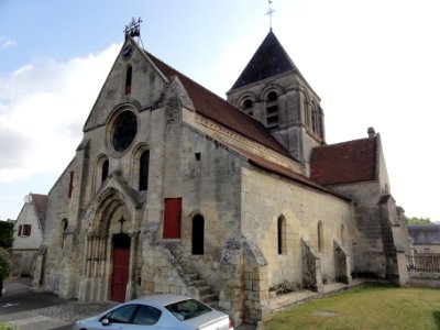 Courmelles (Aisne) église (01)