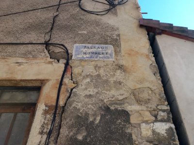 Crémieu - Passage Humbert - Plaque photo