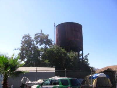 Coyote Tower 1420 04