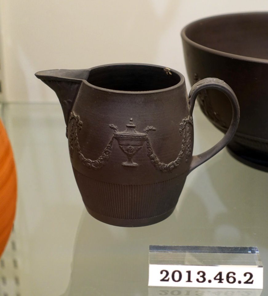 Cream pot, E. J. Birch and Co., Shelton, Staffordshire, England, 1796-1805, black basalt stoneware, HD 2013.40.1 - Flynt Center of Early New England Life - Deerfield, Massachusetts - DSC04696