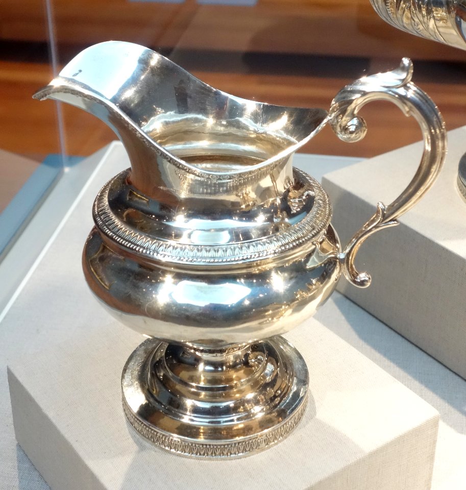 Creampot by Robert and William Wilson, c. 1830, silver - De Young Museum - DSC01251