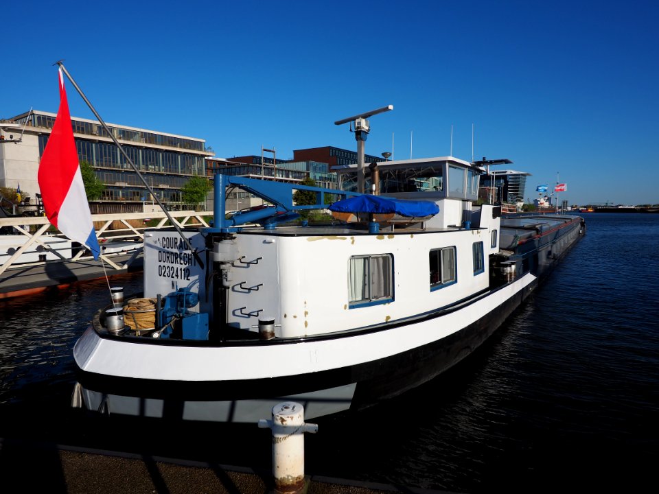 Courage (ship, 1962) ENI 02324112, Nieuwe Houthaven pic1