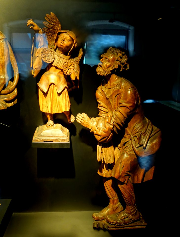 Court scene, four sculptures by Hans Schwarz, c. 1519, linden wood - Stadtmuseum Fembohaus - Nuremberg, Germany - DSC02066