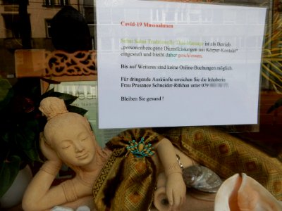COVID-19 Closed Shop in Bern 27