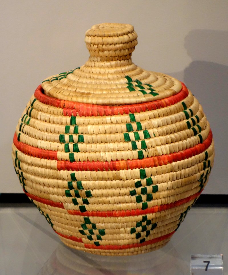 Covered Basket, Eskimo, Alaska, undated, coiled dyed and undyed rye grass - Chazen Museum of Art - DSC01852