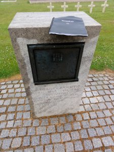 Crécy-au-Mont (Aisne) necropole nationale, cimetière allemand (03)