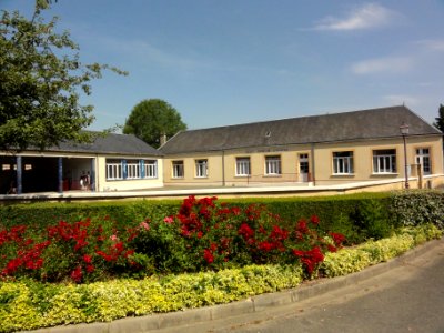 Courgains (Sarthe) école