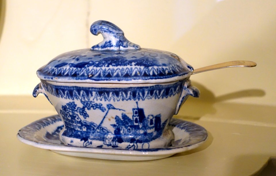 Covered tureen with stand, Staffordshire, England, 1830-1850, earthenware with transfer-printed decoration - Concord Museum - Concord, MA - DSC05756