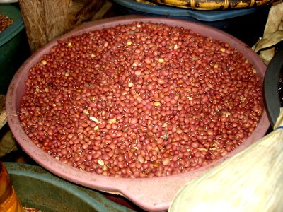 Cowpeas (Vigna unguiculata) dry marketed (1)