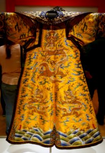 Court robe with dragons and clouds, China, embroidery by Imperial Silk Manufactory, Suzhou, tailoring by Imperial Workshop, Beijing, Yongzheng period, 1723-1735 AD, silk - Peabody Essex Museum - DSC07916