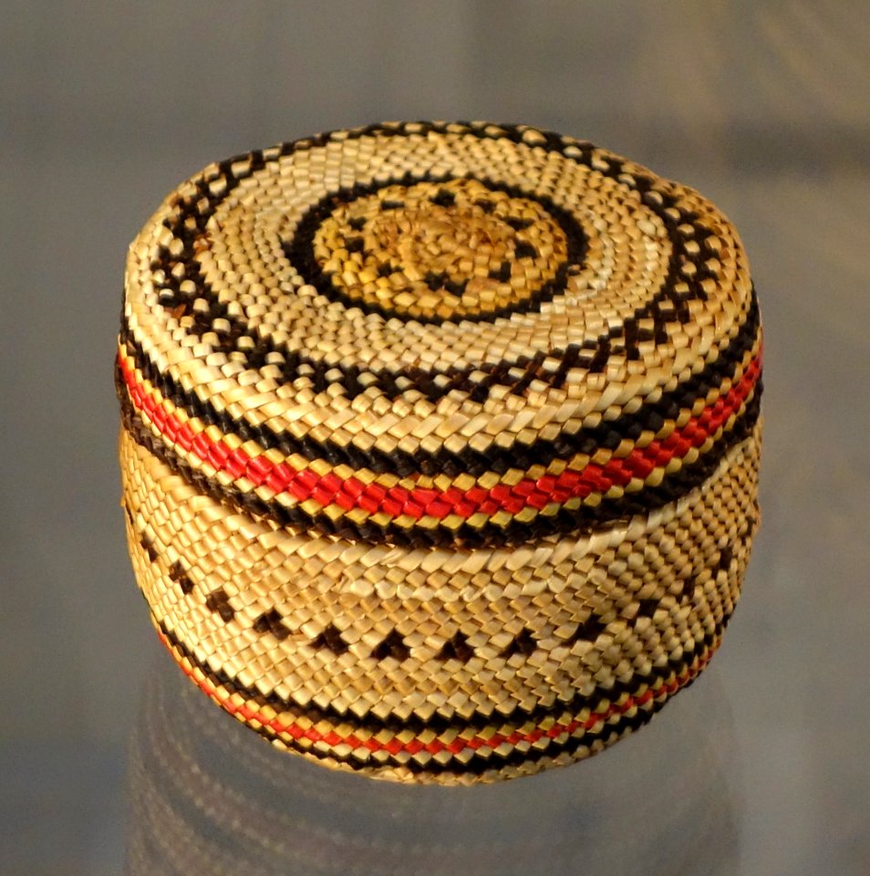 Covered Basket, Makah people, Northwest Washington, undated, twined bear grass, cedar bark, sedge - Chazen Museum of Art - DSC01843