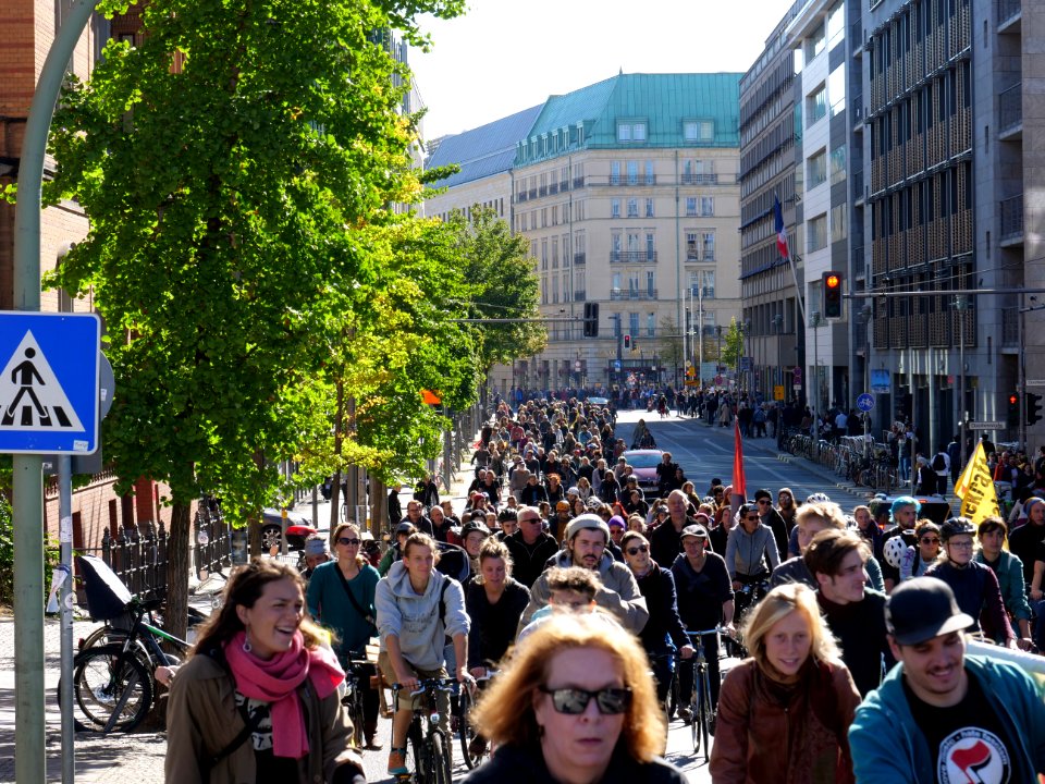 Critical Mass in support of the Hambach Forest Occupation Berlin 30-9-2018 19