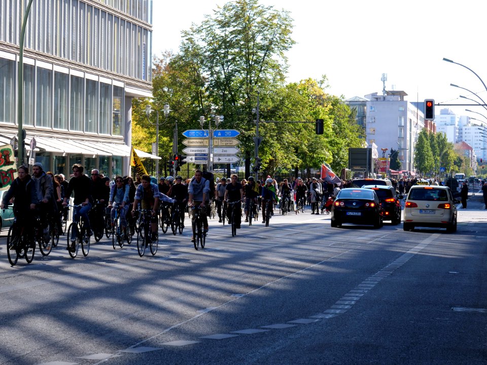 Critical Mass in support of the Hambach Forest Occupation Berlin 30-9-2018 14