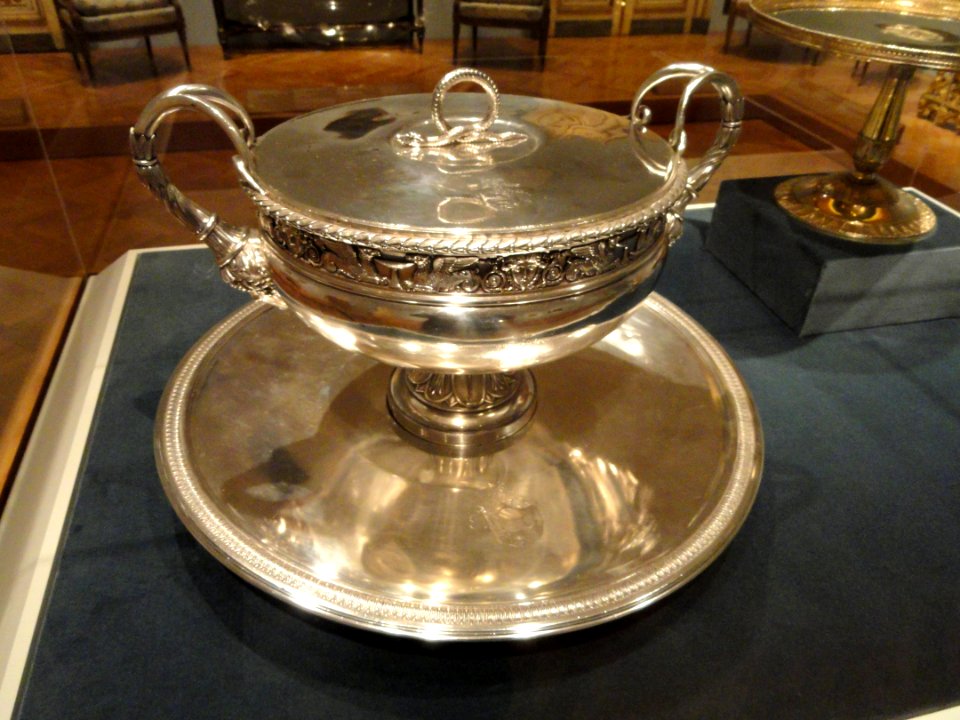 Covered Tureen with Tray, 1798-1809, by Henri Auguste, France, silver - Cleveland Museum of Art -DSC08853