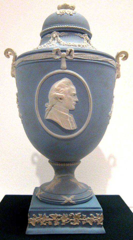 Covered urn with relief portrait of Captain Cook, Josiah Wedgwood and Sons, Honolulu Museum of Art