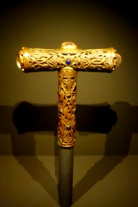 Crosier, Mosteiro de Santa Cruz, 1132-1162 - Museu Nacional de Machado de Castro - Coimbra, Portugal - DSC00008