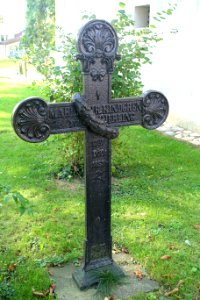 Cross - Cemetery of Trefaldighetskyrkan, Karlskrona, Sweden - DSC08363